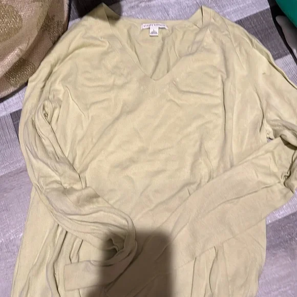 Banana republic v neck - Picture 1 of 1